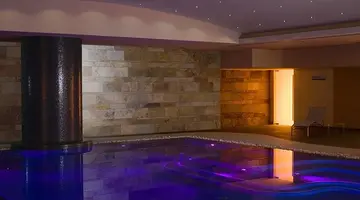 UNA HOTELS T Hotel Cagliari