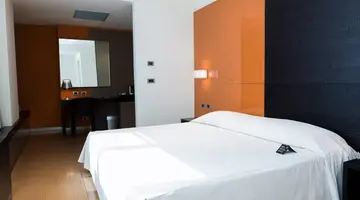 UNA HOTELS T Hotel Cagliari