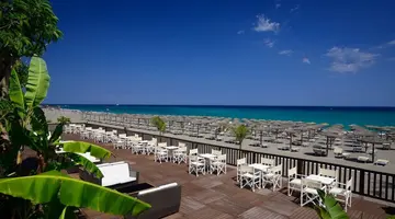 UnaHotels Naxos Beach