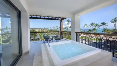 Unique Club at Lopesan Costa Bávaro Resort