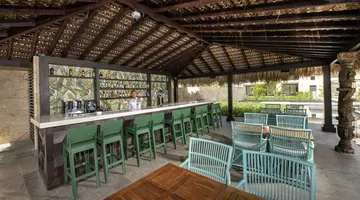 Unique Club at Lopesan Costa Bávaro Resort