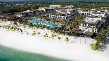 Unique Club at Lopesan Costa Bávaro Resort