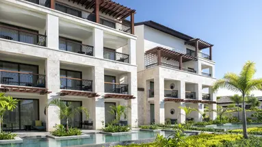 Unique Club at Lopesan Costa Bávaro Resort