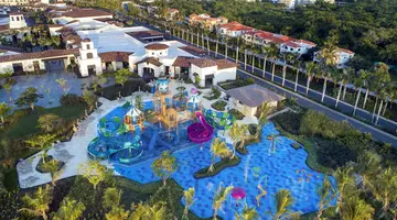Unique Club at Lopesan Costa Bávaro Resort