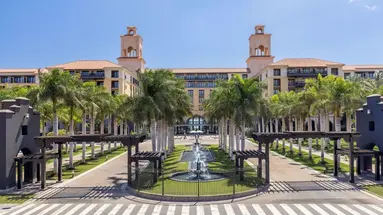 Unique Club at Lopesan Costa Meloneras Resort & Spa