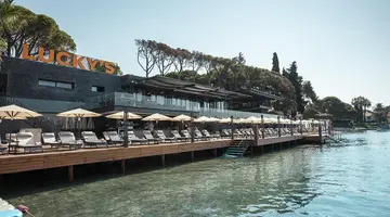 Unique Life Style Hotel