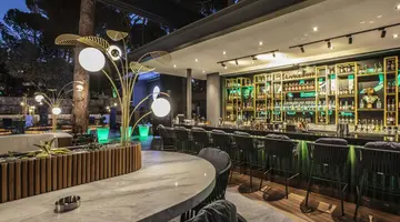 Unique Life Style Hotel