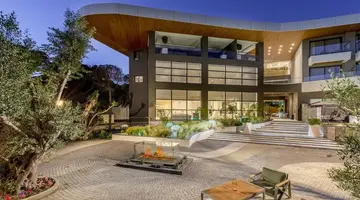 Unique Life Style Hotel