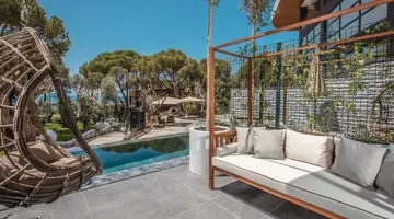 Unique Life Style Hotel