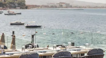 Unique Life Style Hotel