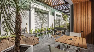 Unique Life Style Hotel