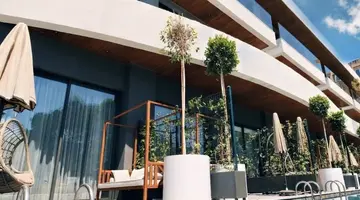 Unique Life Style Hotel