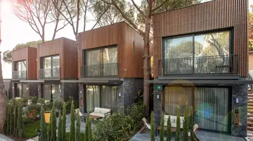 UNIQUE LIFE STYLE HOTELS