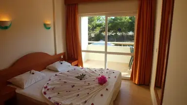 UNIQUE LIFE STYLE HOTELS