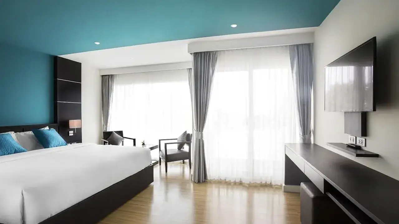 UNIQUE REGENCY HOTEL