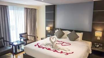 UNIQUE REGENCY HOTEL