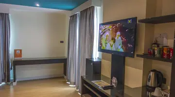 UNIQUE REGENCY HOTEL