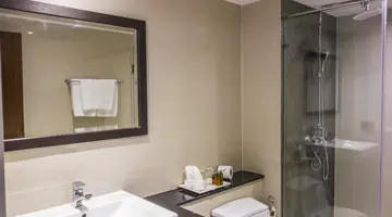UNIQUE REGENCY HOTEL