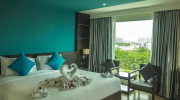 UNIQUE REGENCY HOTEL