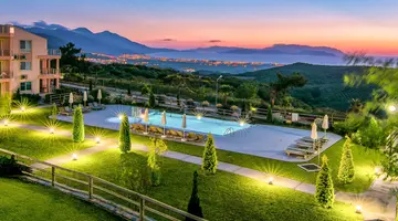 Unique Residence Golf and Spa
