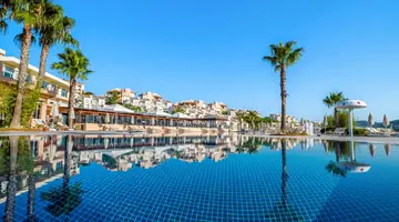 Unique Residence Golf and Spa