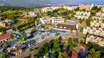 Unique Residence Golf and Spa