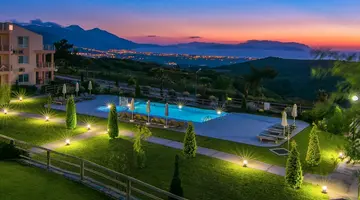 UNIQUE RESIDENCE HOTEL GOLF & SPA