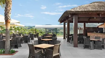 UNIQUE RESIDENCE HOTEL GOLF & SPA