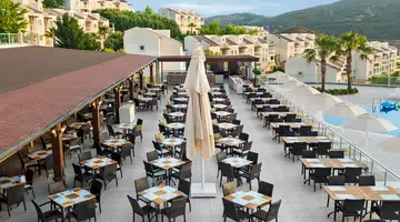 UNIQUE RESIDENCE HOTEL GOLF & SPA