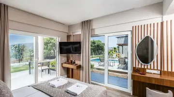 Unique Residence Hotel Golf & Spa