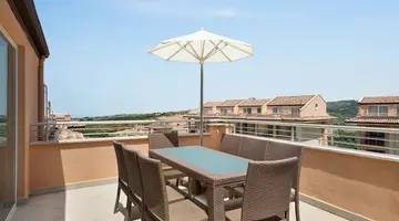 UNIQUE RESIDENCE HOTEL GOLF & SPA
