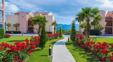 Unique Residence Hotel Golf & Spa