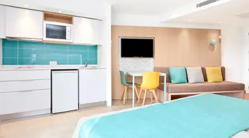 Universal Aparthotel Elisa