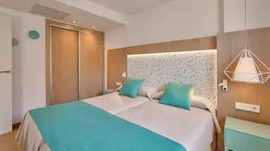 Universal Aparthotel Elisa