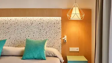 Universal Aparthotel Elisa