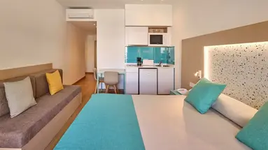Universal Aparthotel Elisa