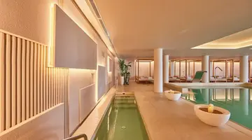 Universal Grand León & Spa