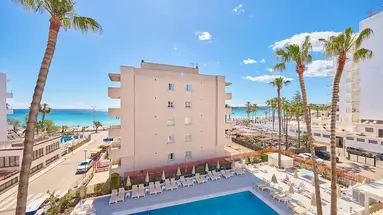 Universal Hotel Bikini