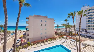Universal Hotel Bikini