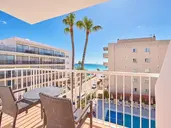 Universal Hotel Bikini