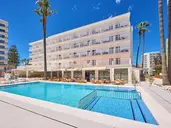 Universal Hotel Bikini