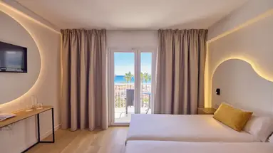 Universal Hotel Bikini