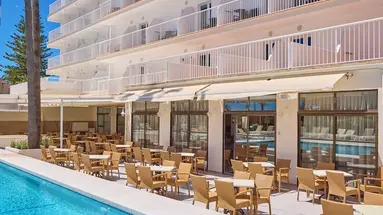 Universal Hotel Bikini