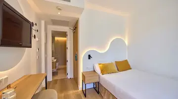 Universal Hotel Bikini