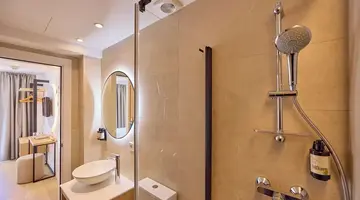 Universal Hotel Bikini