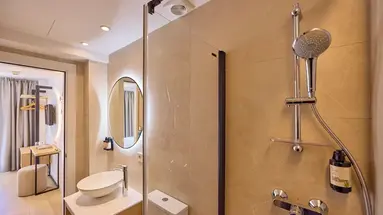 Universal Hotel Bikini