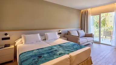 Universal Hotel Romantica