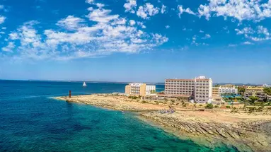 Universal Hotel Romantica