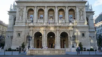 Up Hotel Budapest