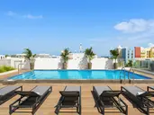 Upsun Hotel & Social Club